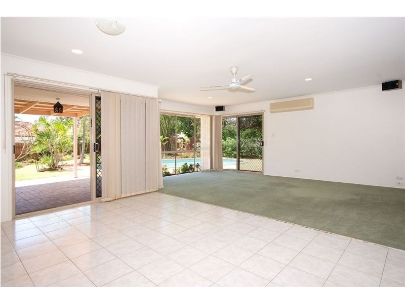 14 Vaucluse Place, Robina QLD 4226
