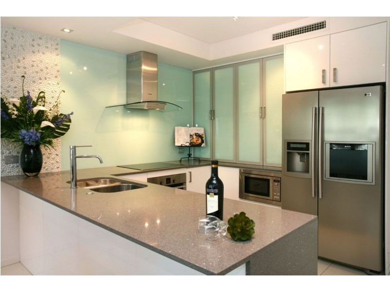 2/238 Hedges Avenue, Mermaid Beach QLD 4218