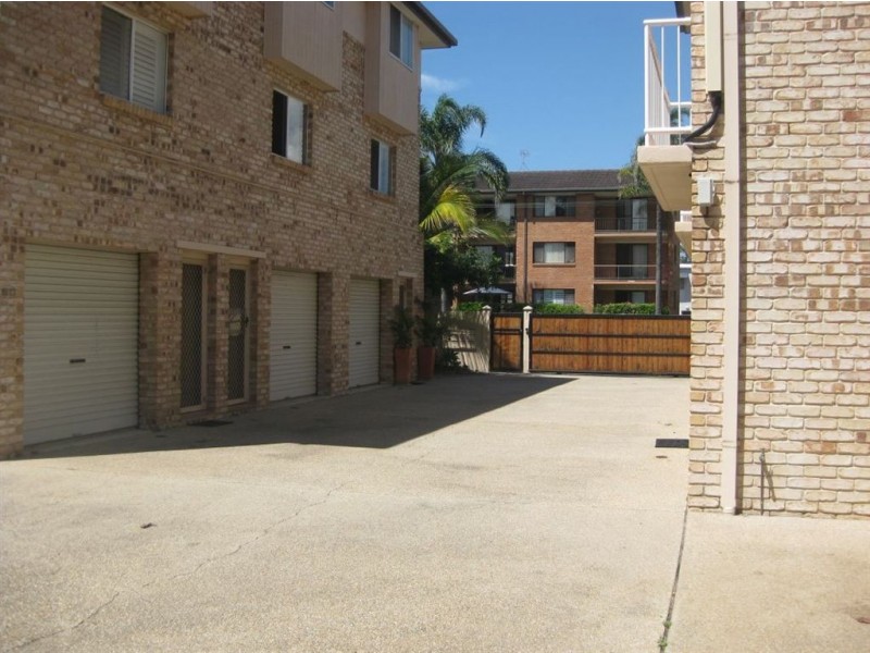 4/33 Cronulla Avenue, Mermaid Beach QLD 4218