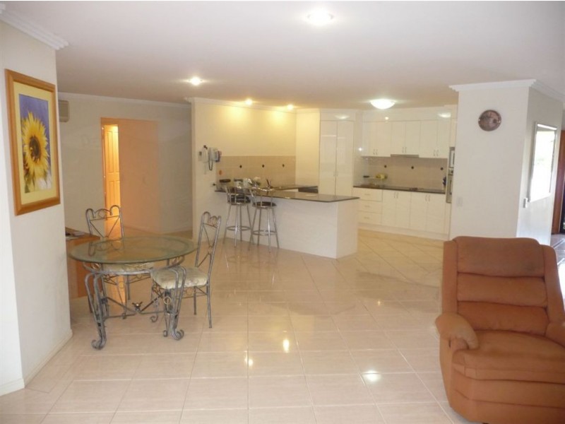 64 Lancewood Court, Robina QLD 4226