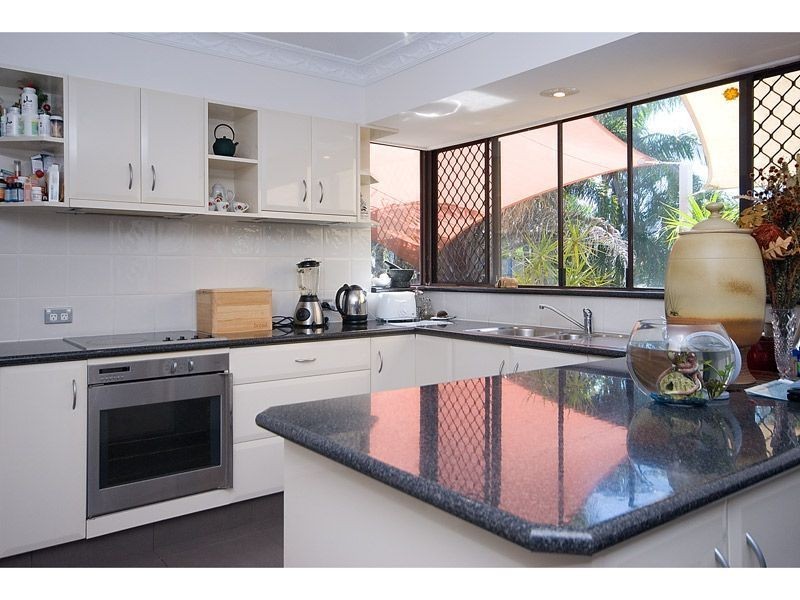 3 Barrier Reef Drive, Mermaid Waters QLD 4218