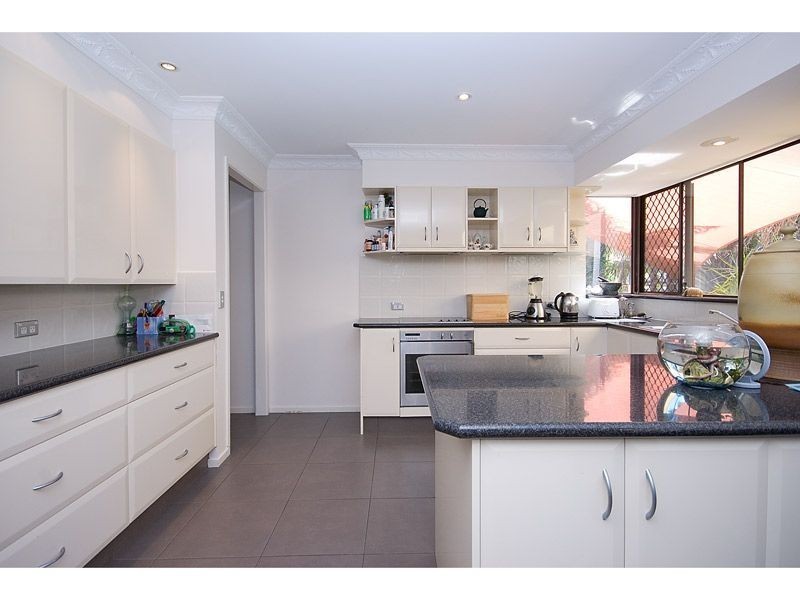 3 Barrier Reef Drive, Mermaid Waters QLD 4218