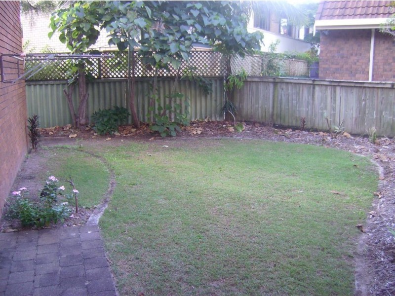 25/17 Duet Drive, Mermaid Waters QLD 4218