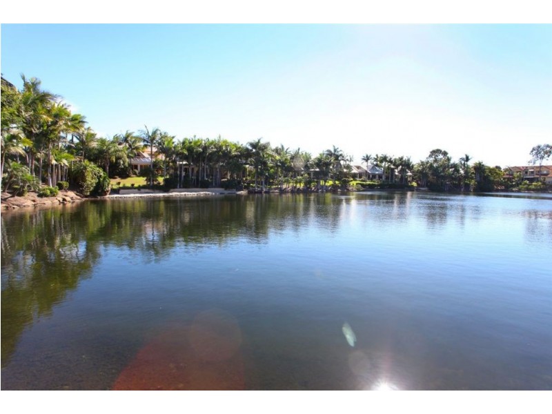 1/125 Santa Cruz Boulevard ‘Cranston’, Clear Island Waters QLD 4226
