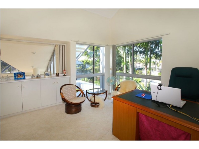 1/125 Santa Cruz Boulevard ‘Cranston’, Clear Island Waters QLD 4226