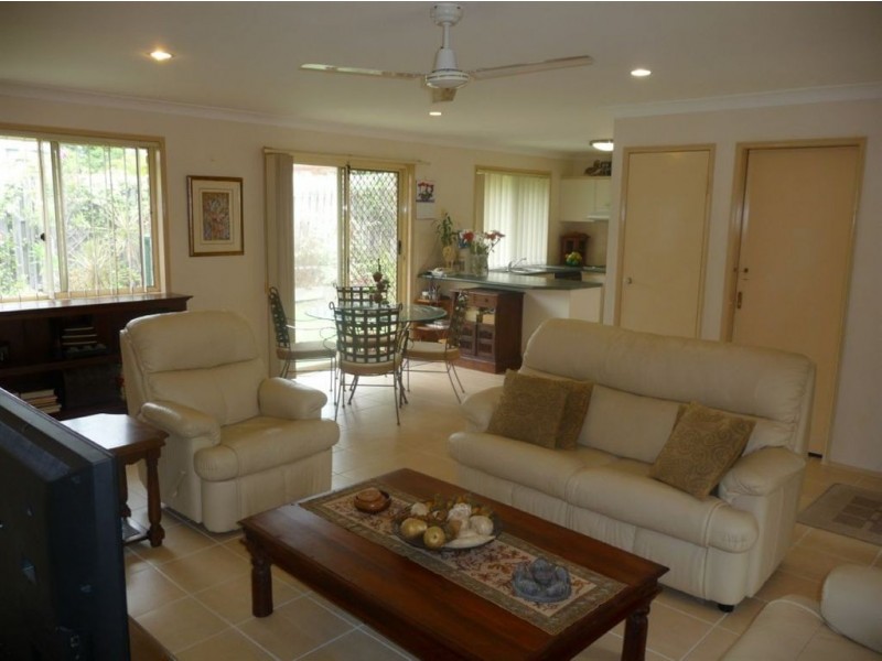 72 Kingarry Cct, Merrimac QLD 4226