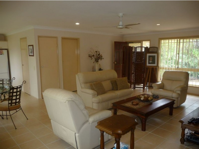 72 Kingarry Cct, Merrimac QLD 4226