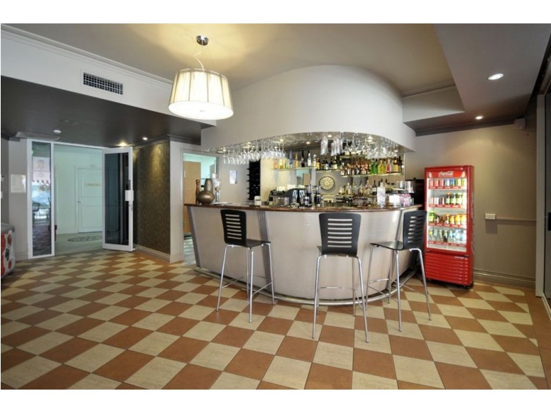 303/9 Beach Parade, Surfers Paradise QLD 4217