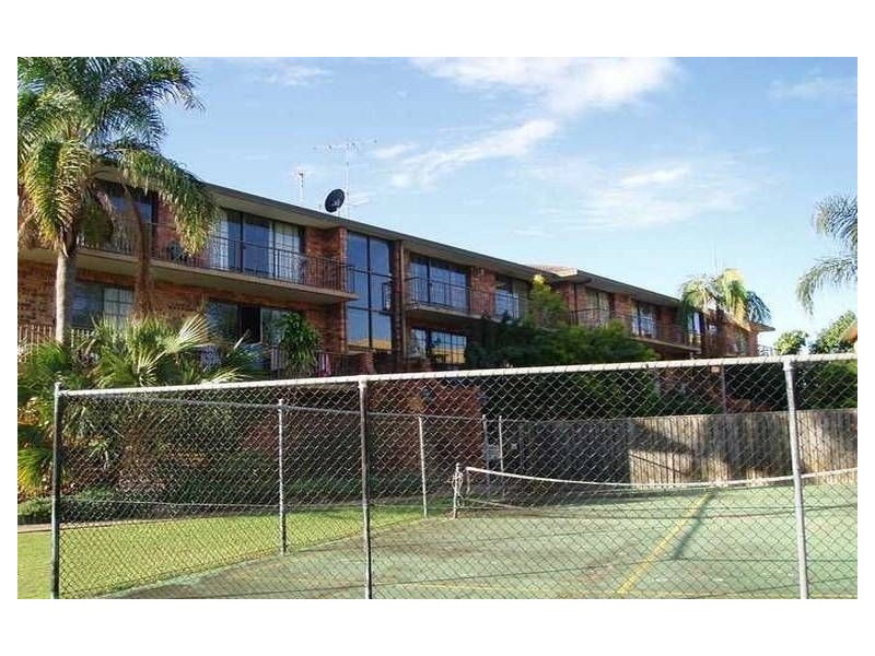 8/14 Duet Drive, Mermaid Waters QLD 4218