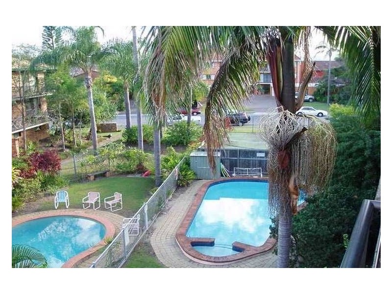 8/14 Duet Drive, Mermaid Waters QLD 4218