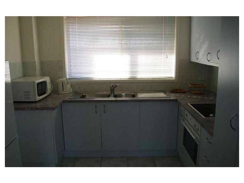 8/14 Duet Drive, Mermaid Waters QLD 4218