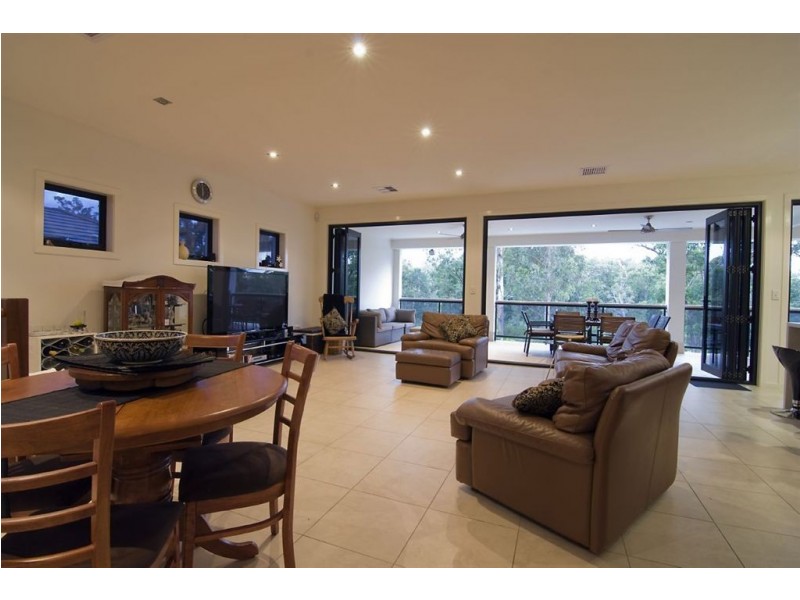 326 Ron Penhaligon Way, Robina QLD 4226