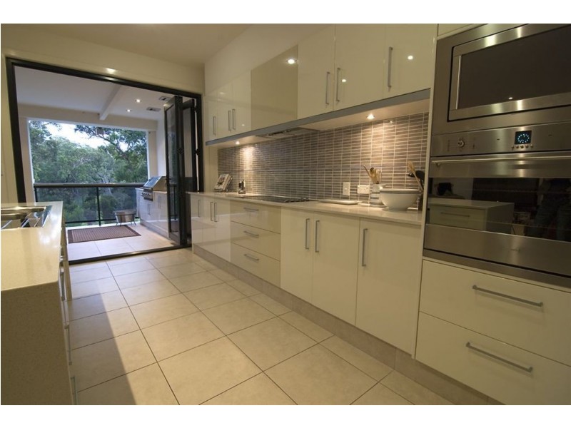 326 Ron Penhaligon Way, Robina QLD 4226