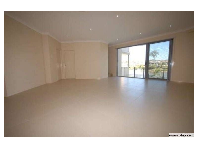 9/35 Azzurra Drive, Varsity Lakes QLD 4227