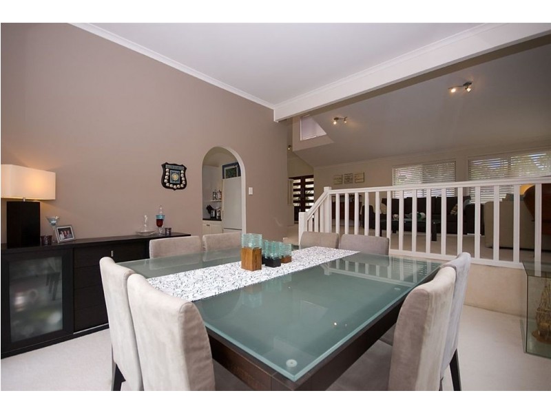 36 Pinnacle Court, Robina QLD 4226