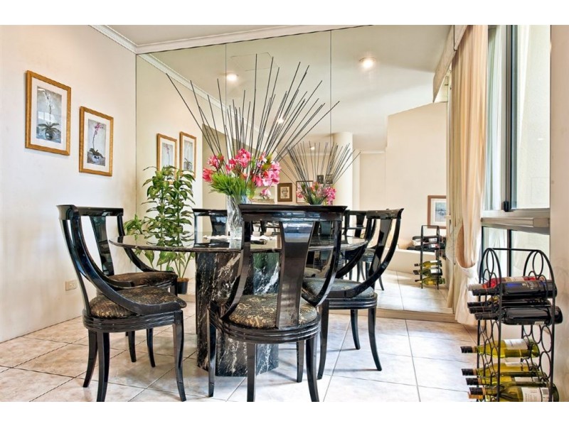 6/125 Santa Cruz Boulevard, Clear Island Waters QLD 4226