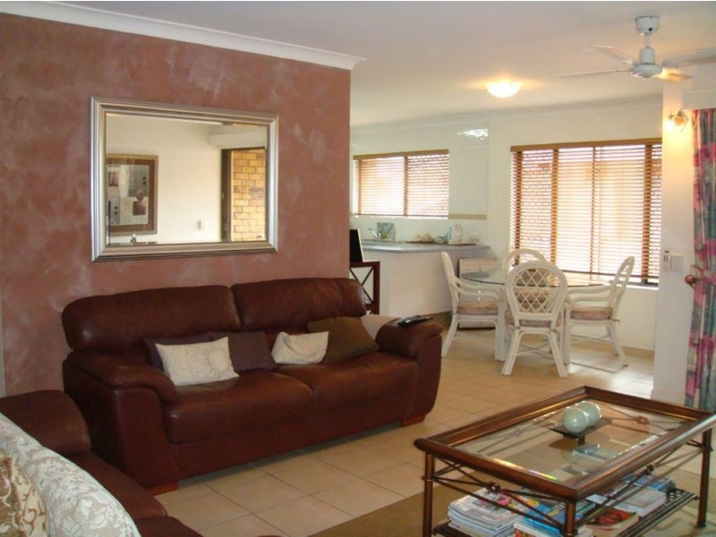 3/22 Dunlop Court, Mermaid Waters QLD 4218