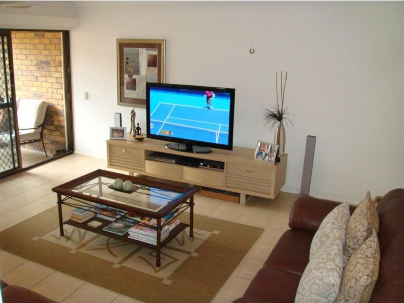 3/22 Dunlop Court, Mermaid Waters QLD 4218
