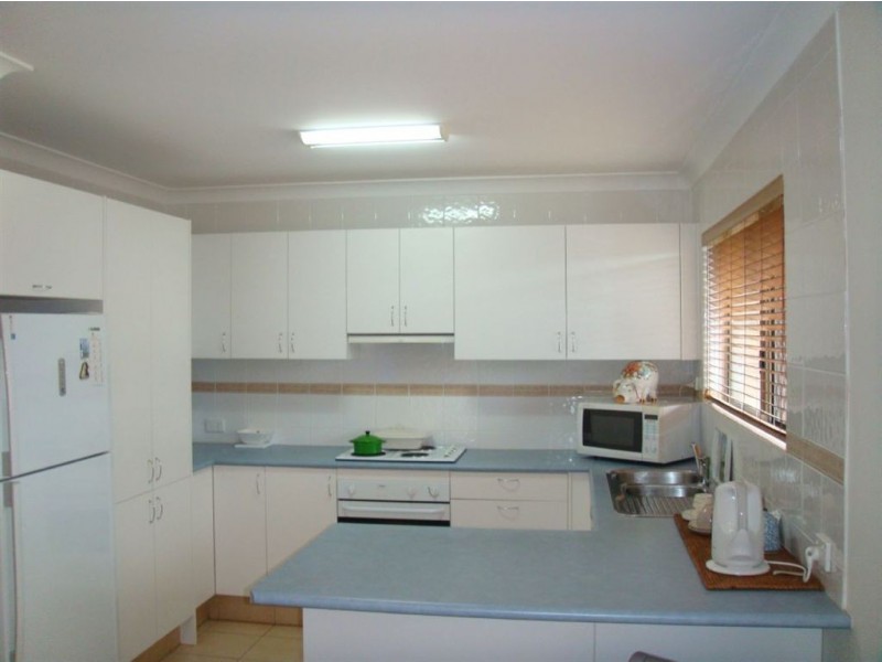 3/22 Dunlop Court, Mermaid Waters QLD 4218