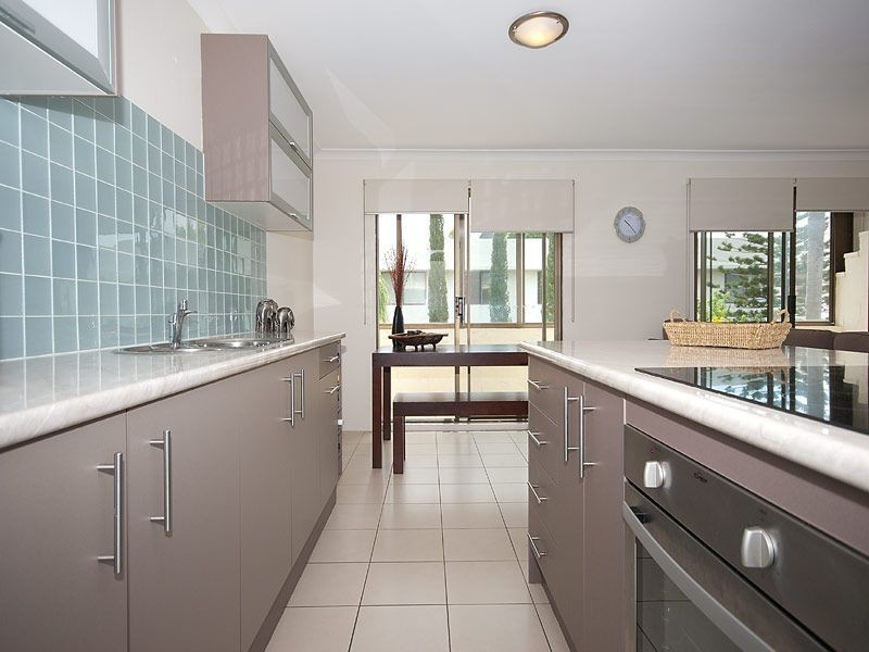 6/10 Duet Drive, Mermaid Waters QLD 4218