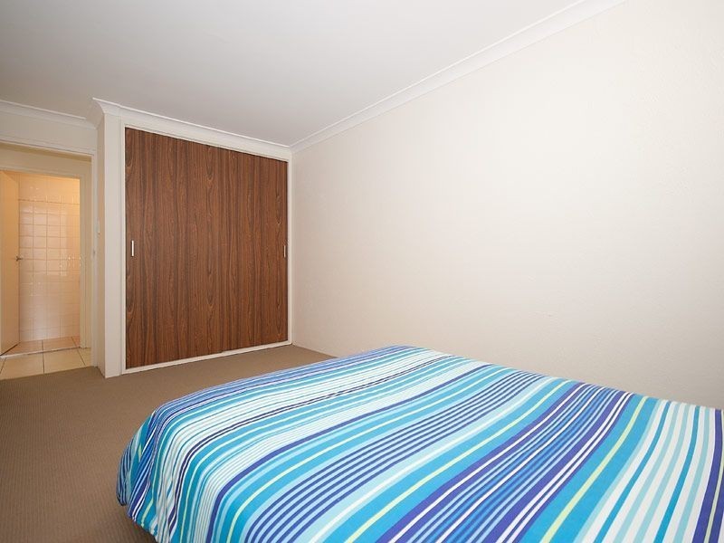 6/10 Duet Drive, Mermaid Waters QLD 4218