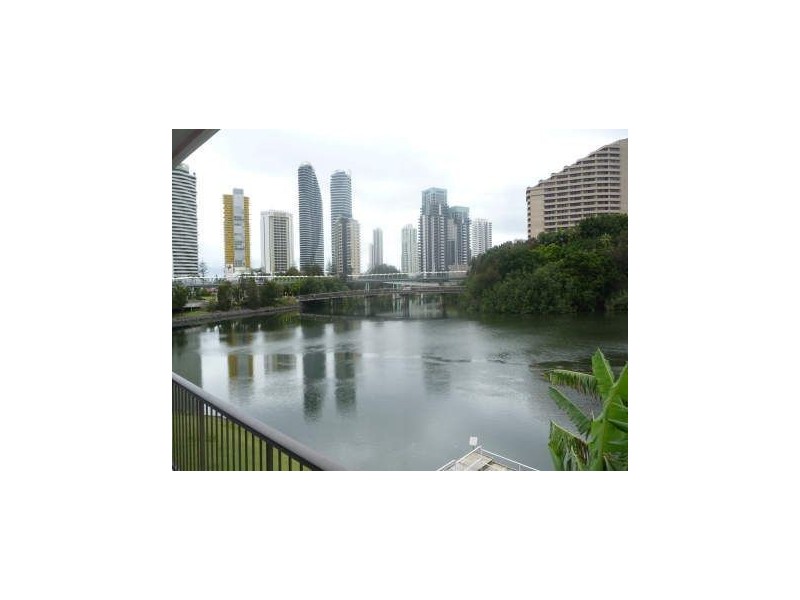 3&4/23 Miami Key,, Broadbeach Waters QLD 4218