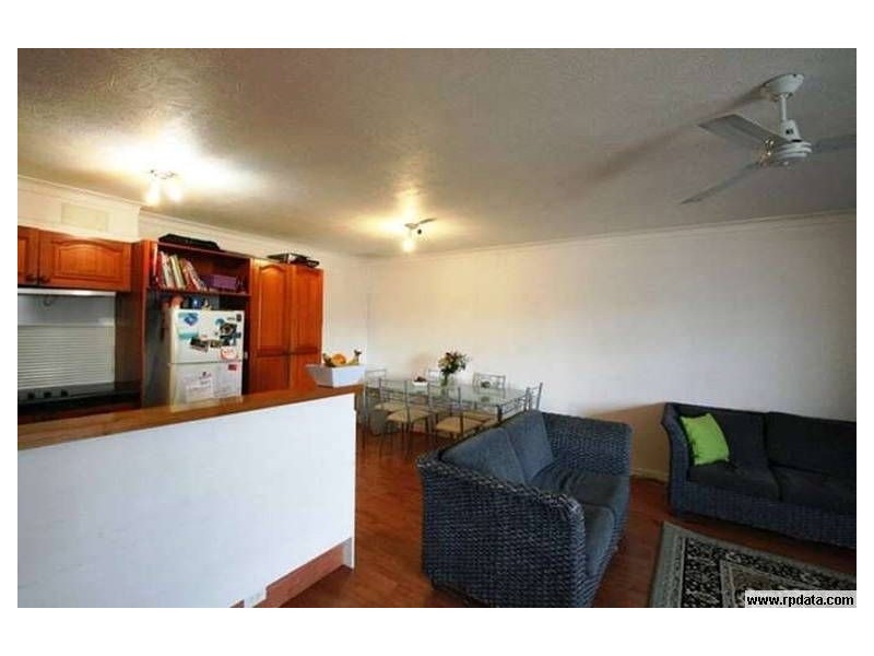 6/112 Stanhill Drive, Chevron Island QLD 4217