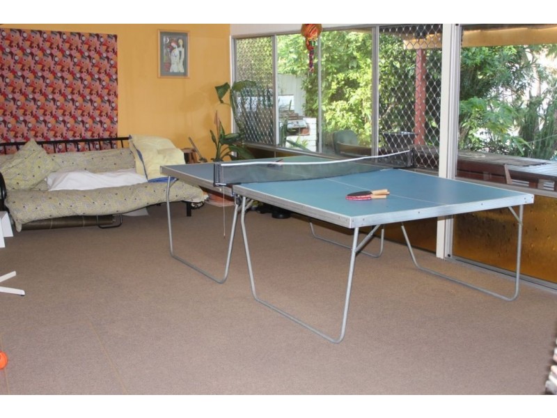 3 Coral Gables Key, Broadbeach Waters QLD 4218