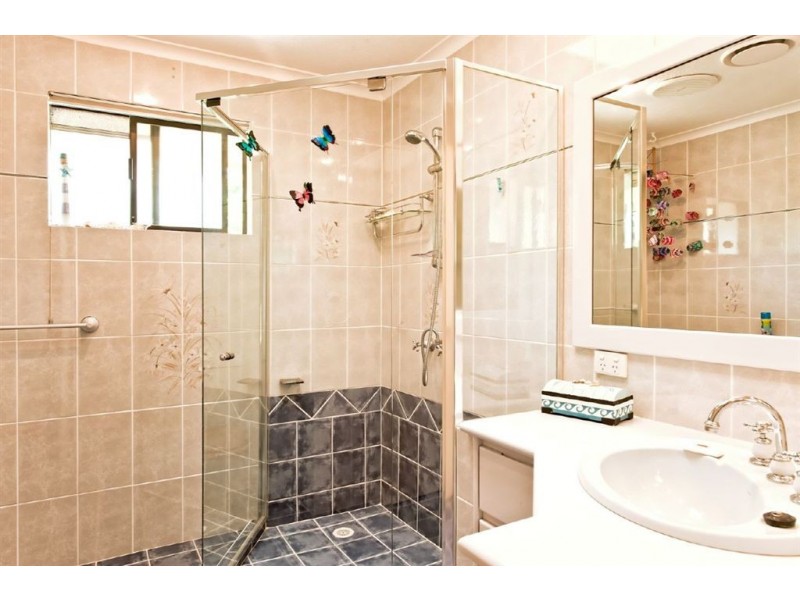 43 River Crescent, Broadbeach Waters QLD 4218