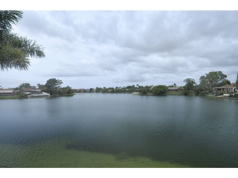 23 Long Island Court, Mermaid Waters QLD 4218