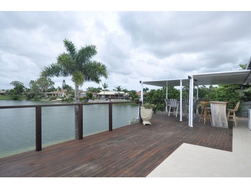 23 Long Island Court, Mermaid Waters QLD 4218