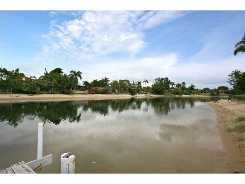 30 Verdichio Avenue, Mermaid Waters QLD 4218