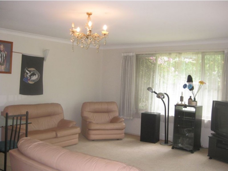 9 Moorilla Place, Broadbeach Waters QLD 4218