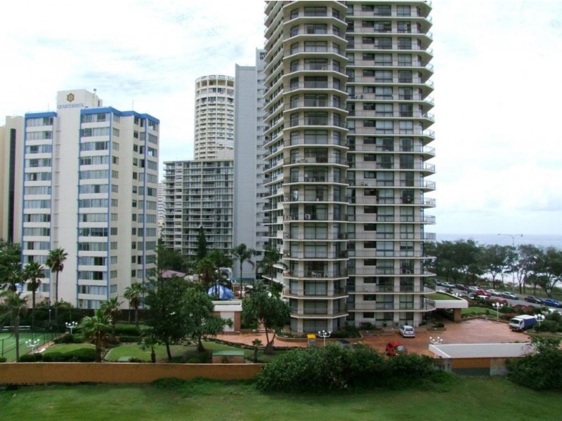 28/7 View Avenue, Surfers Paradise QLD 4217
