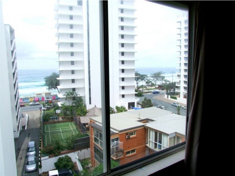 28/7 View Avenue, Surfers Paradise QLD 4217
