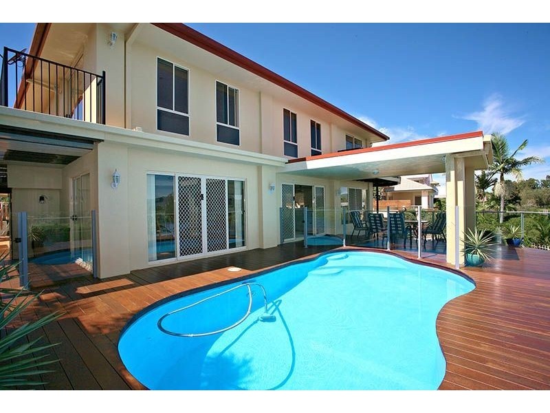 58 Martingale Circuit, Clear Island Waters QLD 4226