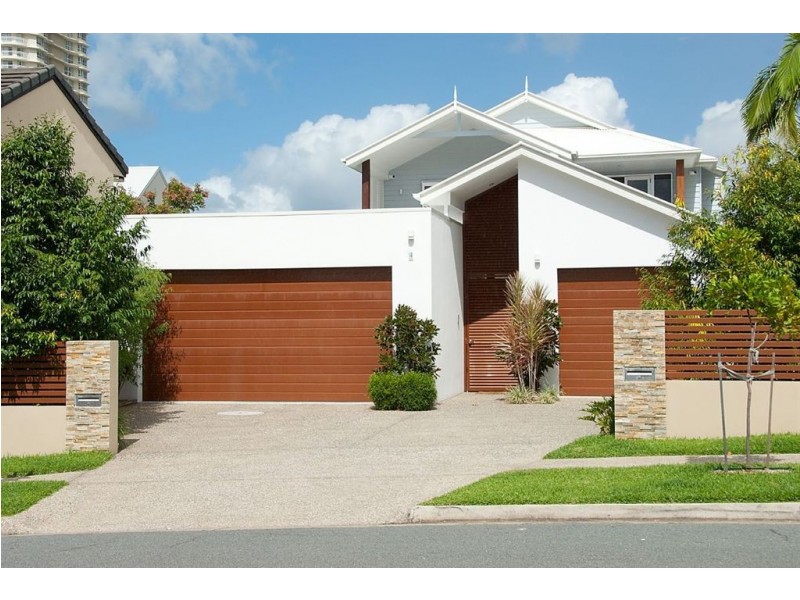 2/4 Cedar Court, Burleigh Heads QLD 4220