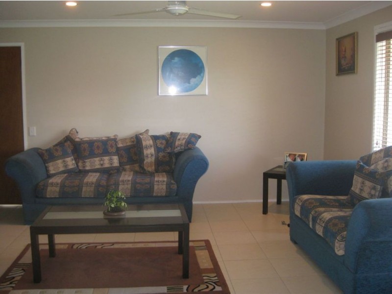 61 Volante Crescent, Mermaid Waters QLD 4218