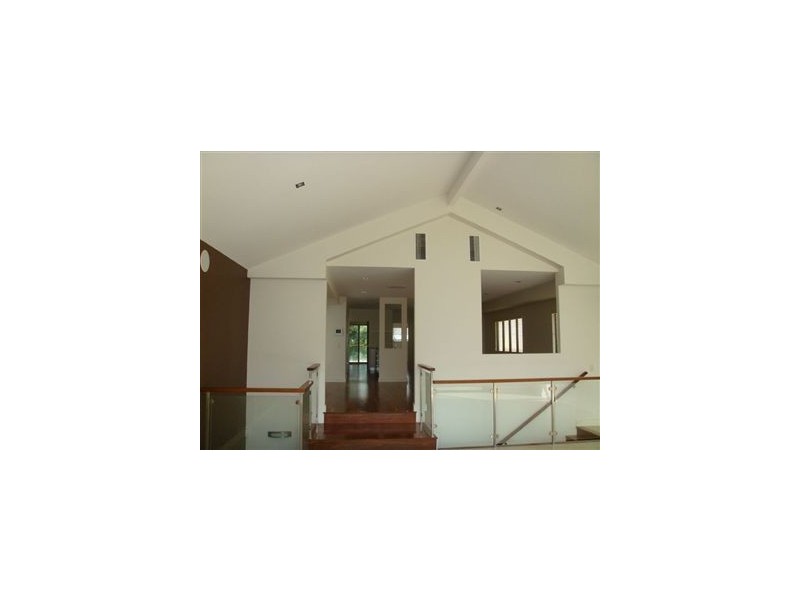 10 Tamborine Street, Mermaid Beach QLD 4218