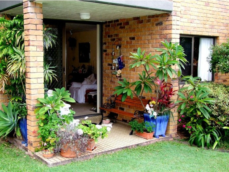 8/14 Dunlop Court, Mermaid Waters QLD 4218