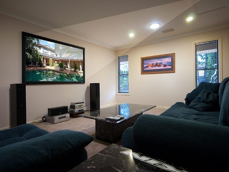 337 Monaco Street, Broadbeach Waters QLD 4218