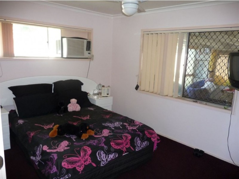 56 Surfers Avenue, Mermaid Waters QLD 4218