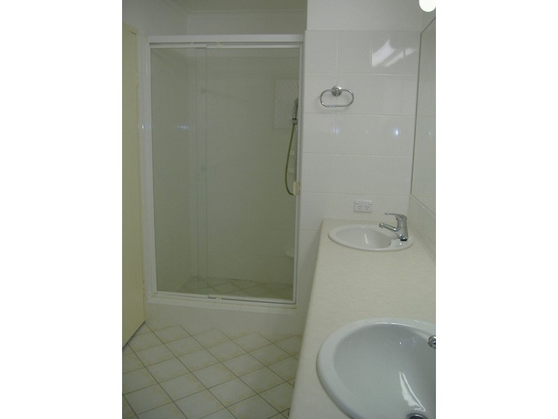 5/143 Hedges Avenue, Mermaid Beach QLD 4218