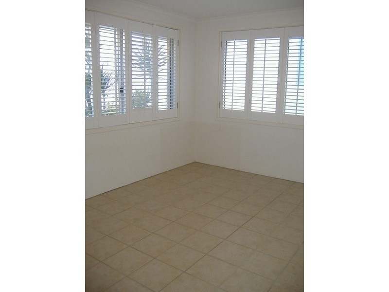 5/143 Hedges Avenue, Mermaid Beach QLD 4218