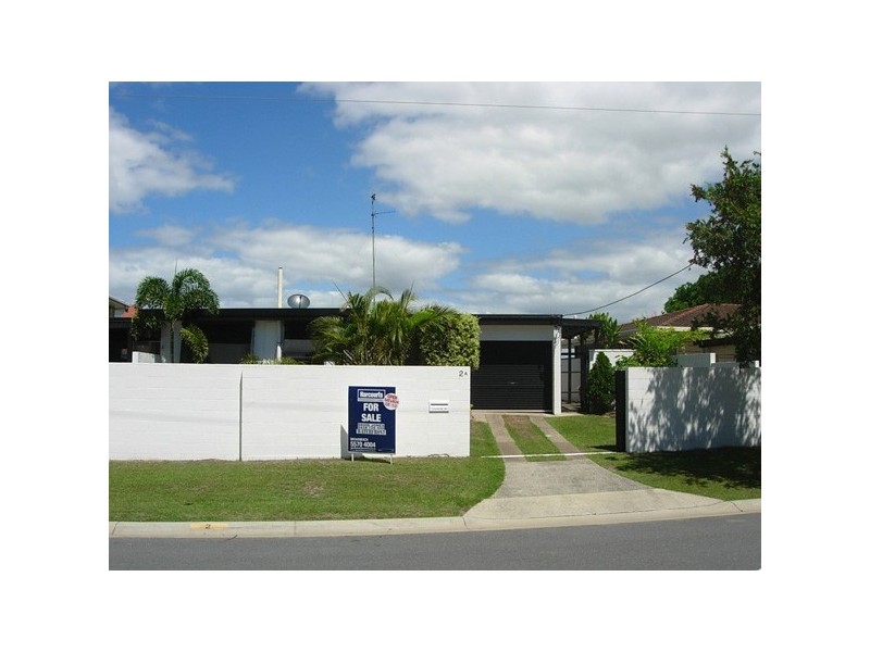 2 Carmel Court, Broadbeach Waters QLD 4218