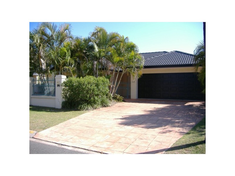 40 Beauty Point Drive, Robina QLD 4226