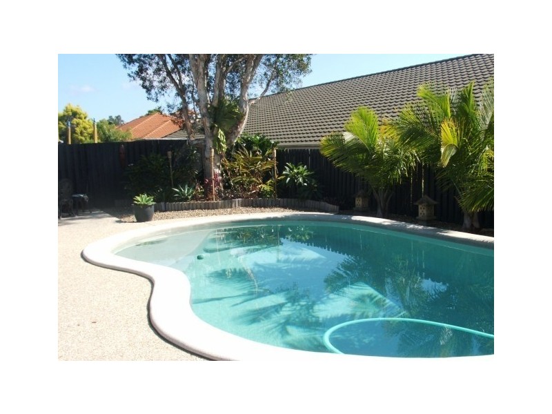 101 Kingarry Circuit, Merrimac QLD 4226