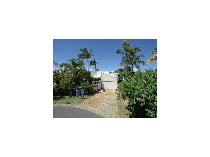 9 Craig Avenue, Carrara QLD 4211