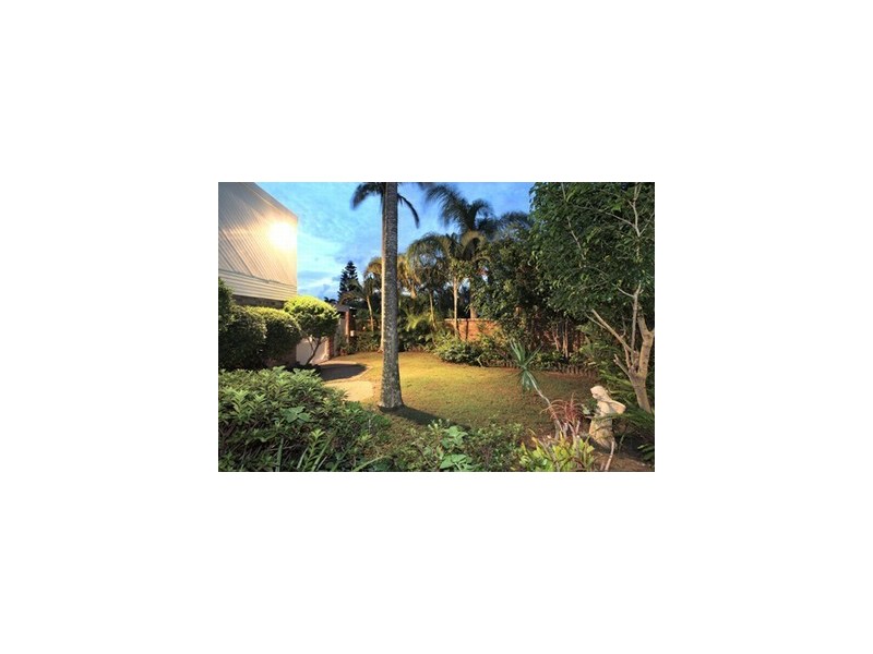 9 Craig Avenue, Carrara QLD 4211