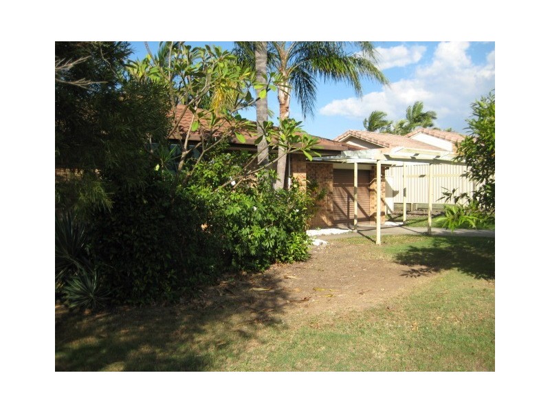 42 Marble Drive, Carrara QLD 4211